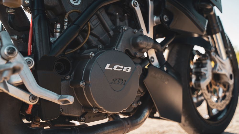 KTM 990 SuperDuke (financiamento disponivel)