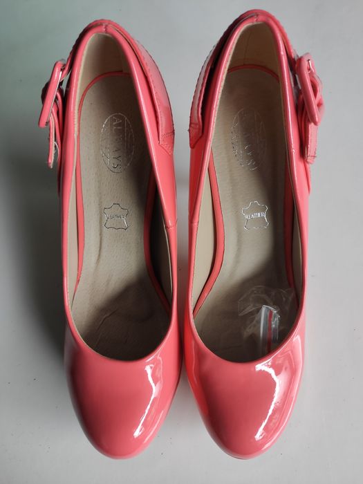 Szpilki ALWAYS na koturnie  r 40