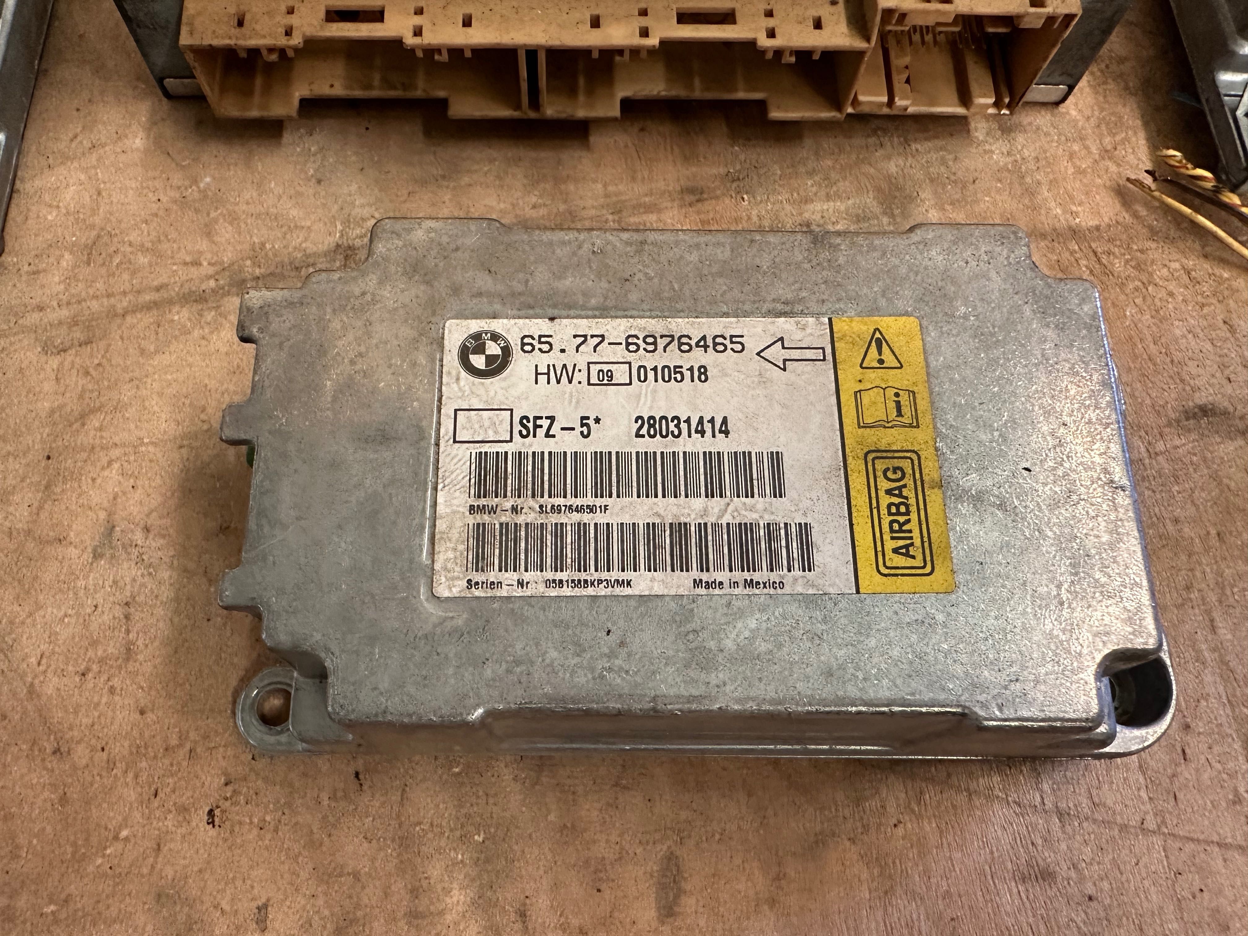 Centralina de Airbag BMW E60 520D 525D 530D 65.77 . 6975.686