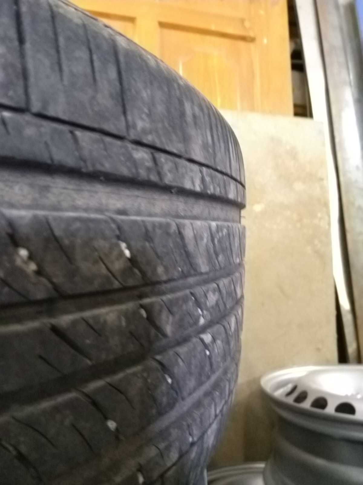 235/65 R17 104H M+S Покришки Michelin з ДИСКАМИ