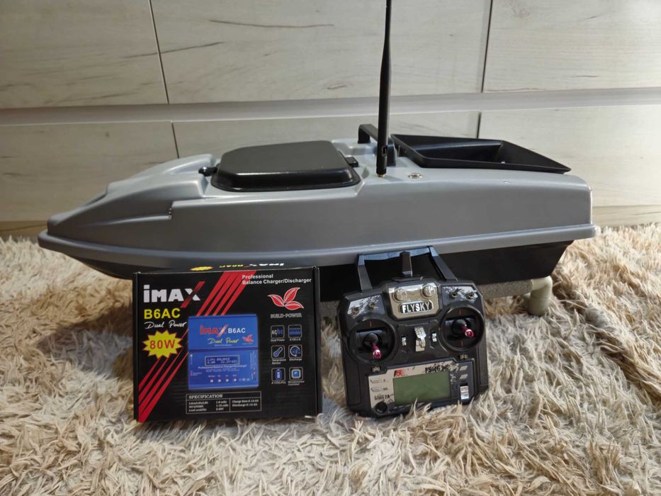 Карповий кораблик SPRINTER. Автопілот. Глибиномір.