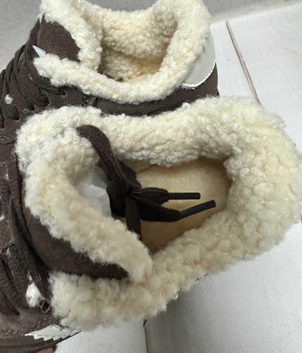 Зимові замшеві натуральні  кросівки угги ITTS чорні/шоколад 32-37