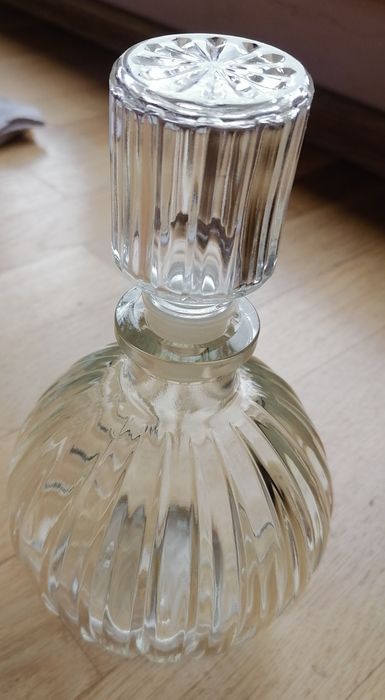 Vintage karafka 0.75  23 cm wysokosci