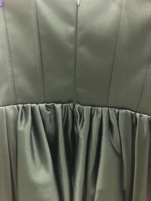 Сукня темно зеленого кольору