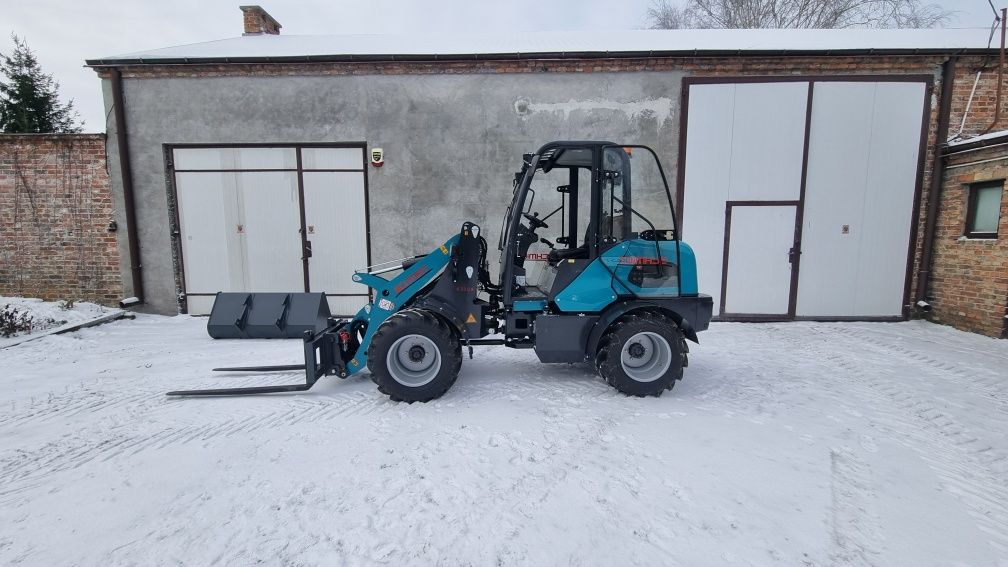 Wynajem ładowarek kołowych Wacker Kramer z operatorem lub bez