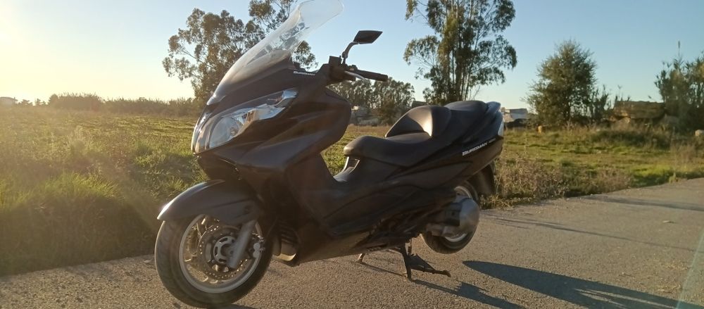 Suzuki Burgam 400