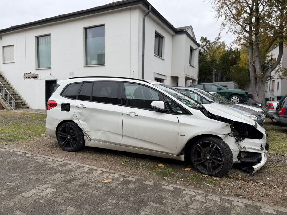 Bmw 218 gran tourer 7os zobacz 14999 zl