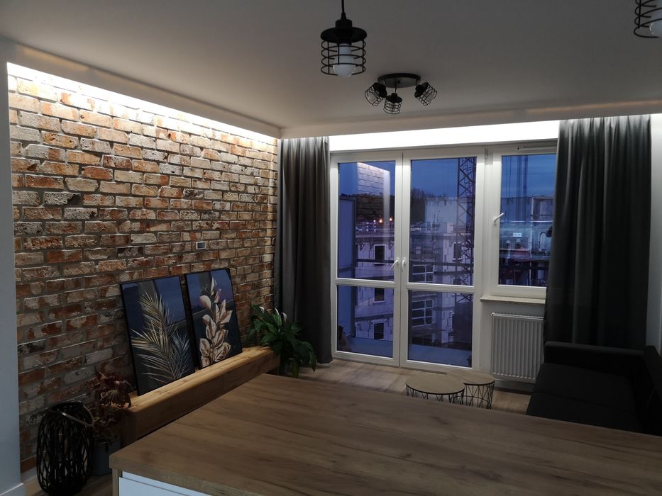 Wykończenia wnętrz remont remonty gładź płytki malowanie łazienki