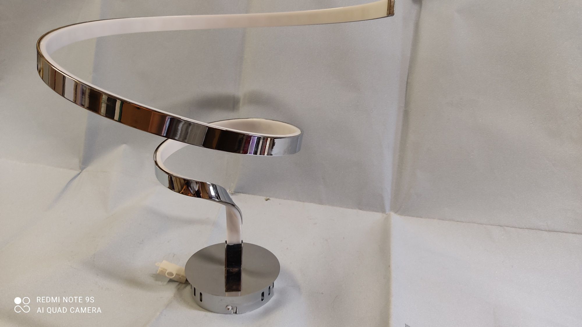 Lampa LED sufitowa
