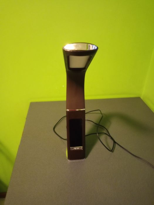 Oddam za darmo lampkę biurkową
