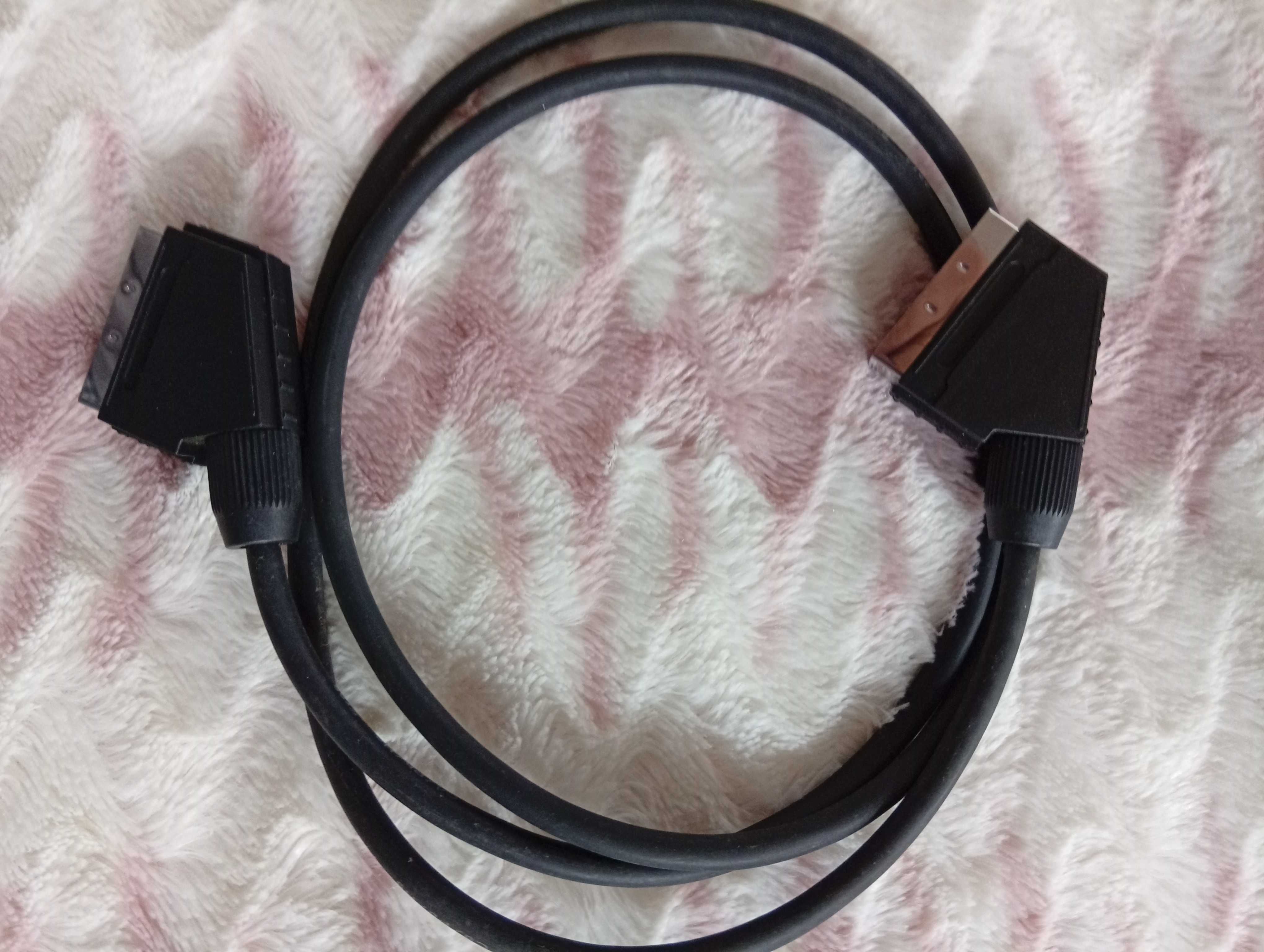 Cabos SCART para Tv e Vídeo