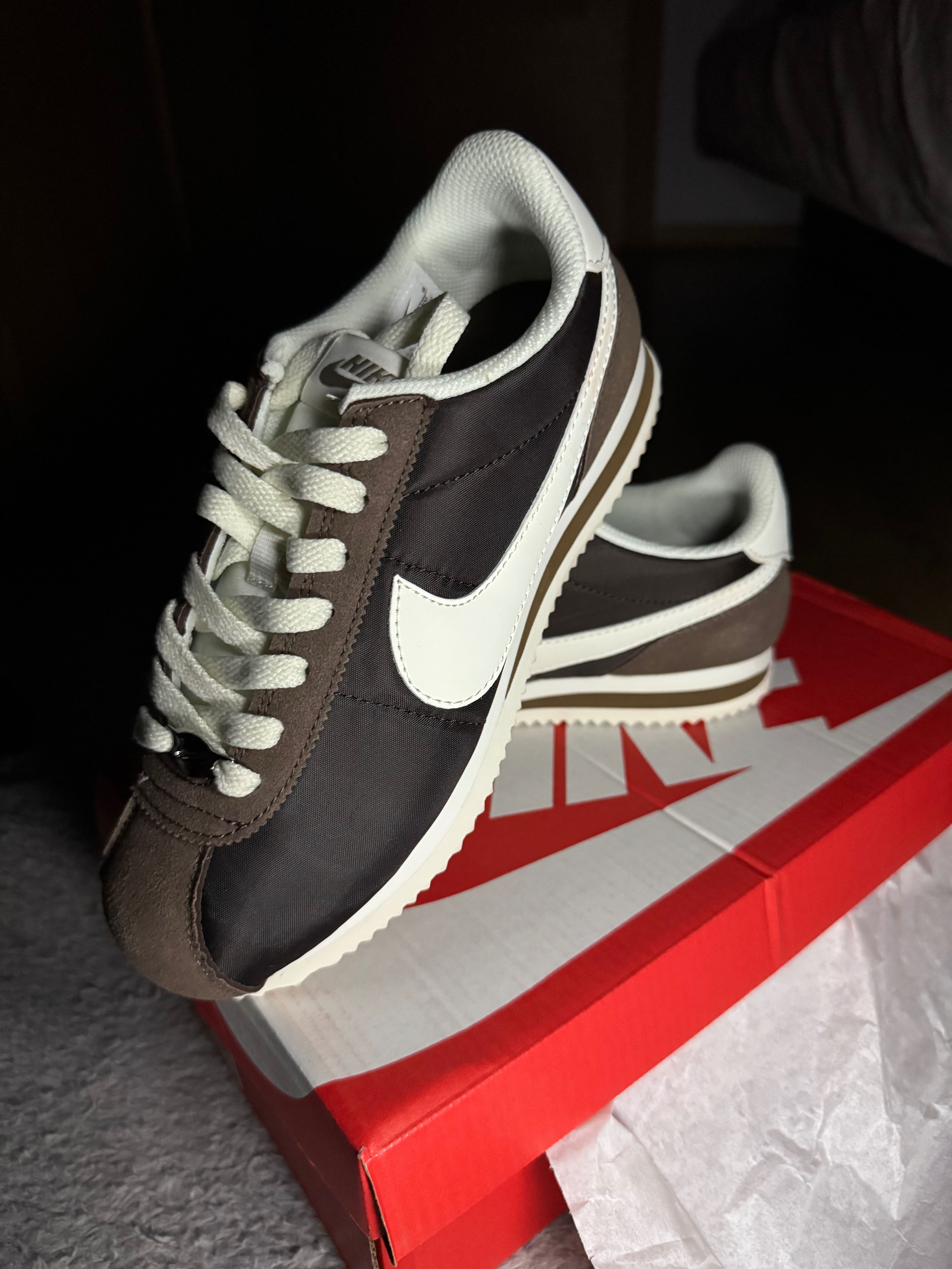 Nike Cortez brązowy