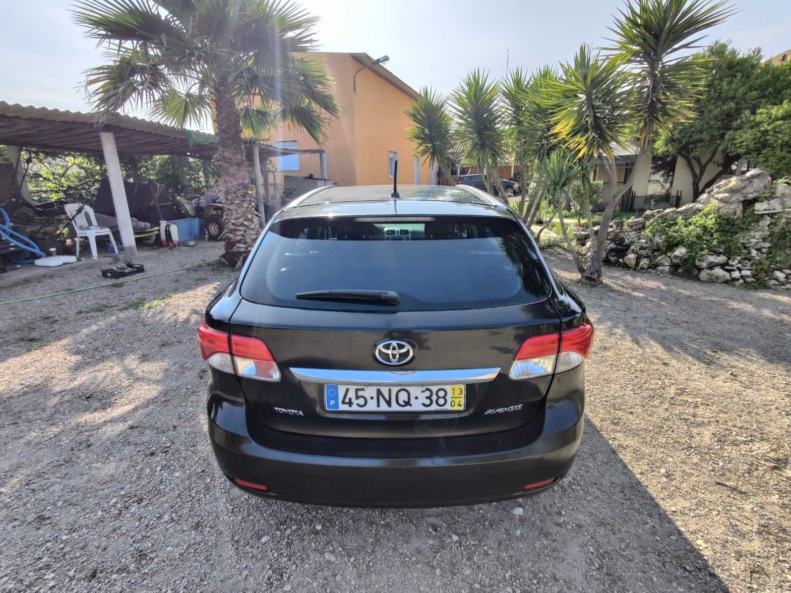 Toyota Avensis   2.0
