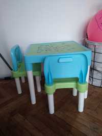 Stolik z krzesełkami dla dziecka