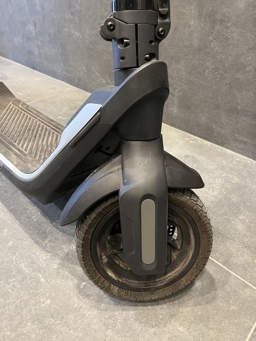 Електросамокат Segway Ninebot P65E
