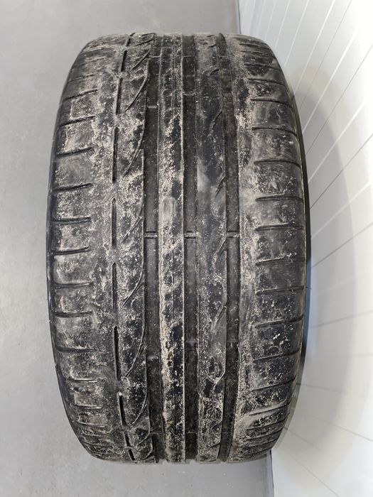 1 Jante original BMW R18 PACK M com pneu.  Furação 5x120.  Jante em muito bom estado.