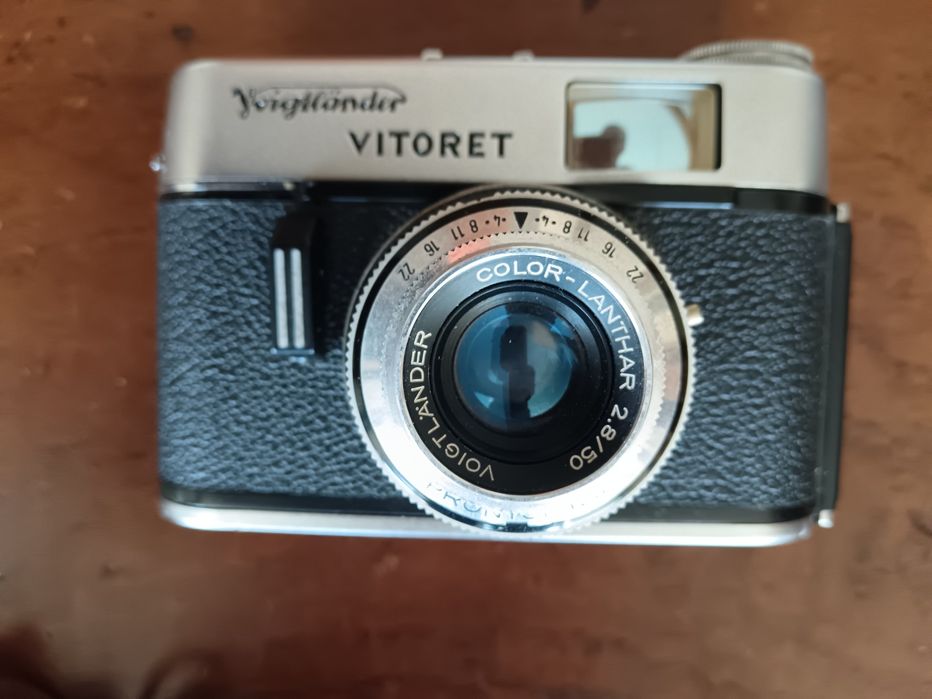 Máquina fotográfica Voightlander Victoret