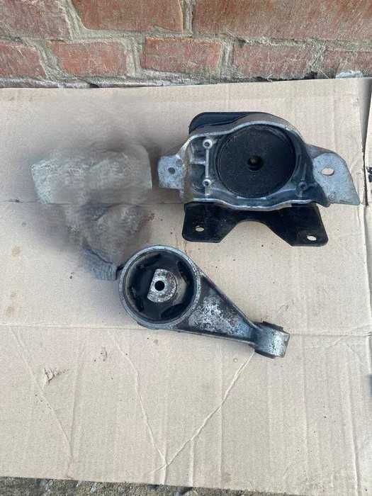 Подушка двигателя Daweoo Nubira