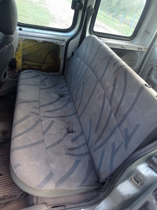 Продам авто Renault Kengoo