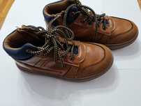 Buty-trzewiki na zamek, rozmiar 30, stan bardzo dobry