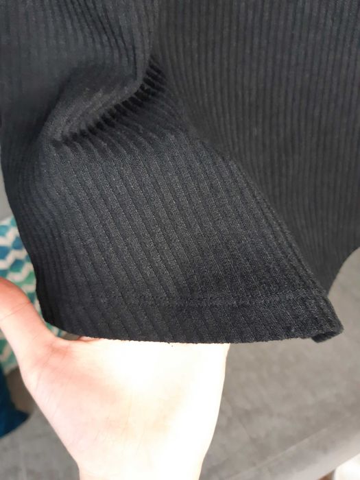 czarna dopasowana dzianinowa prążkowana sukienka sweterek Forever 21 L