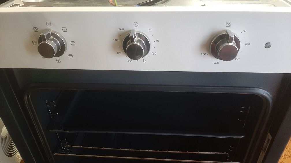 Forno IKEA Branco 
Forno de ar forçado, IKEA 300+ bra