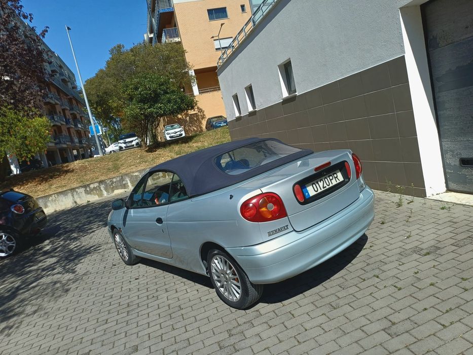 Renault Megane cabrio impecável