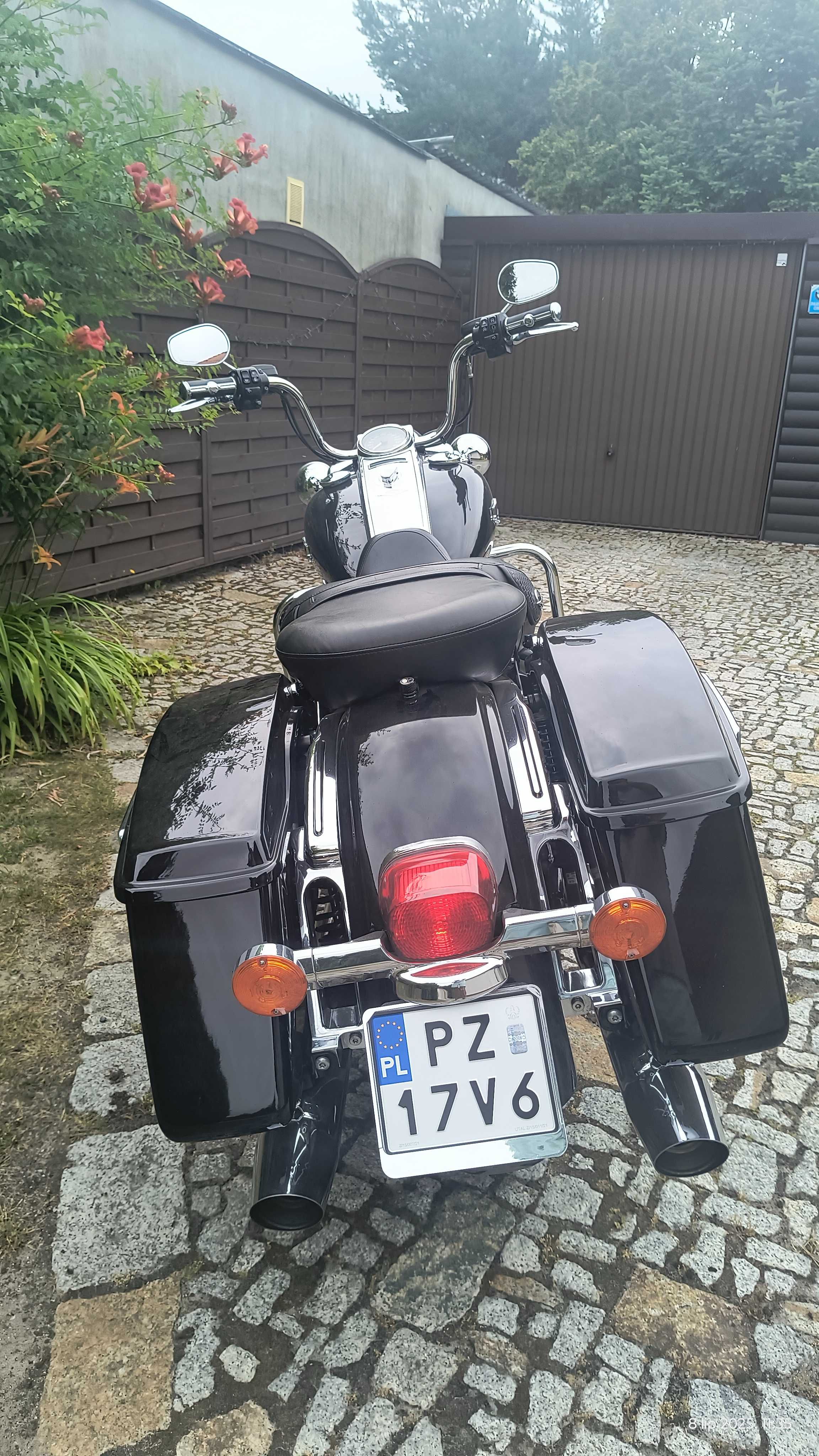 Sprzedam Harley - Davidson Road King z 2017 roku