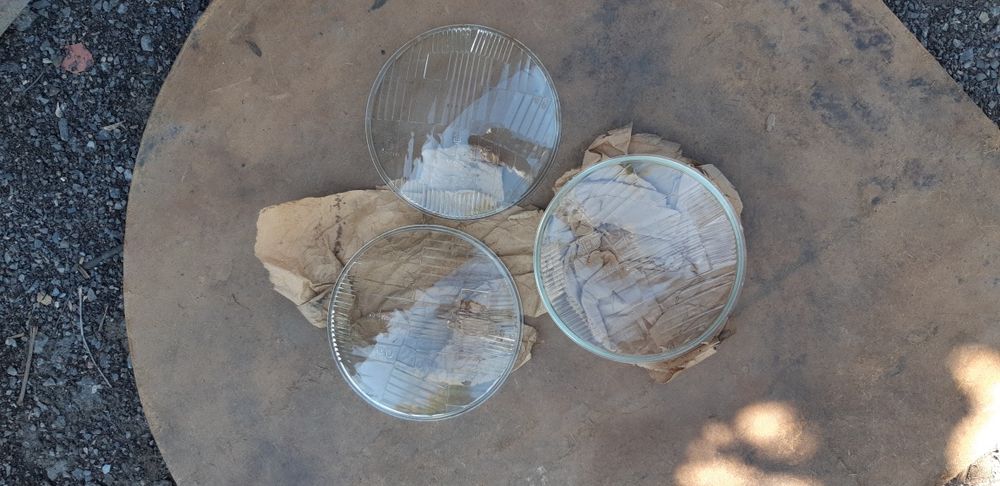 Скло на фари ВАЗ 2101,21011