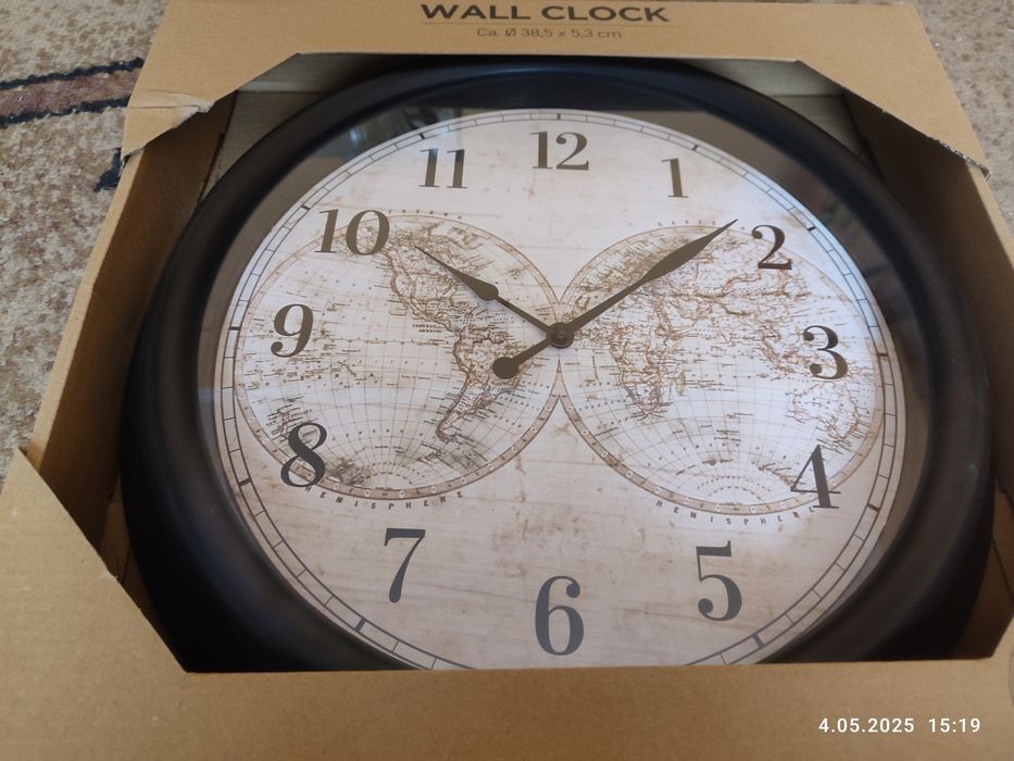 Nowy czarny zegar ścienny Mapa świata 38.5 cm