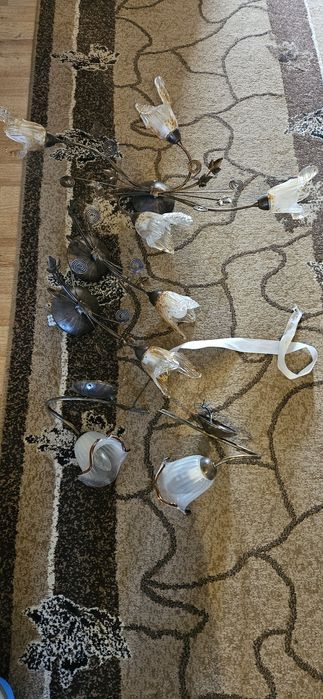 Żyrandol i kinkiety