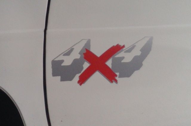 Autocolantes Nissan Navara D21/D22-2.5TD 4X4 SportPlus