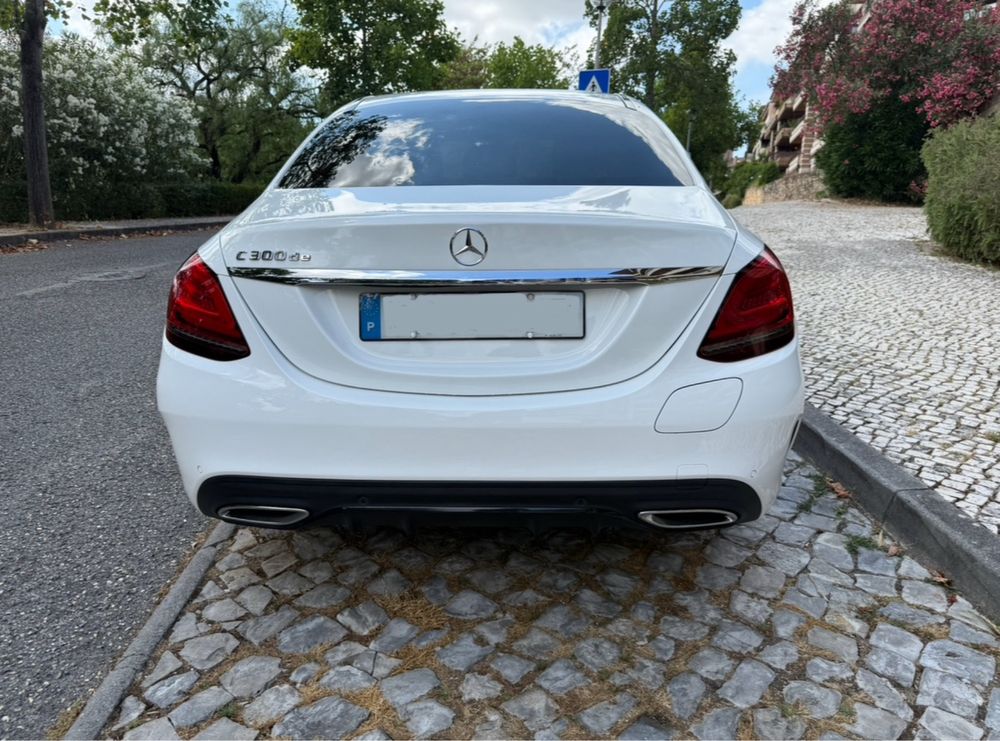 Mercedes benz C300de  2020