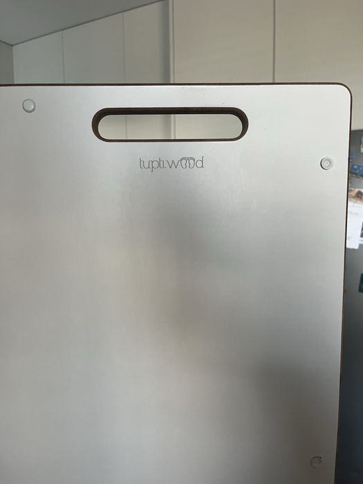 Kitchen helper tuptiwood