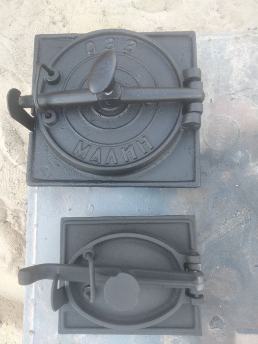 Дверцята до груби, пічки.