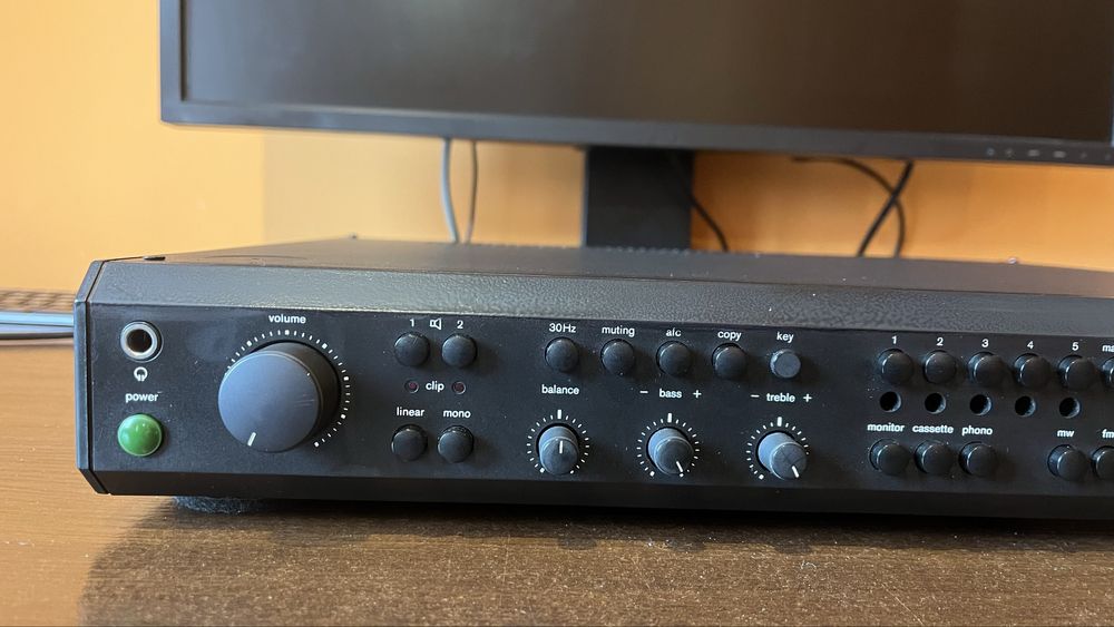 Braun Atelier R1 wysokiej klasy amplituner 1982-85 Okazja!!!