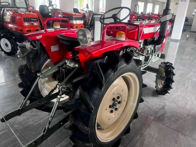 Yanmar YM1700  Янмар трактор японський o