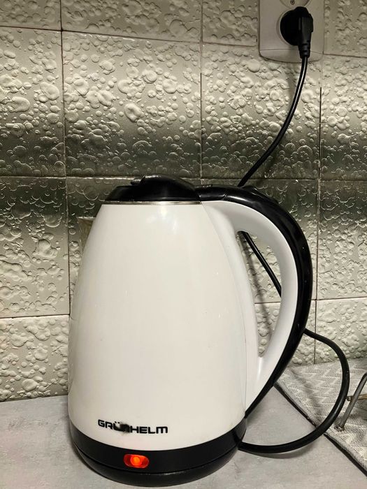 Чайник електричний б/в