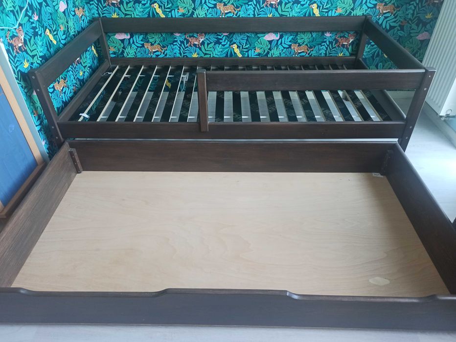 Łóżko 180x90 + pojemnik na kółkach + stelaż + materac