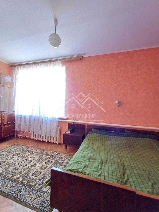 Продам маєток в с. Новоукраїнське ( ст. Нива Трудова) Євідновл.ення.