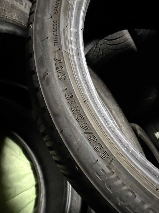 235-40 R19 96Y Bridgestone Weather Control A005 Evo 2023 2шт