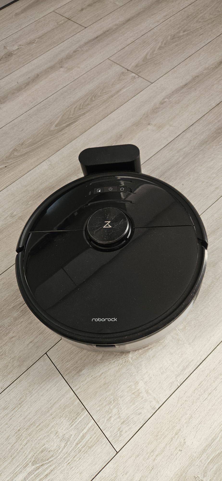 Robot sprzedający Roborock s6 maxv