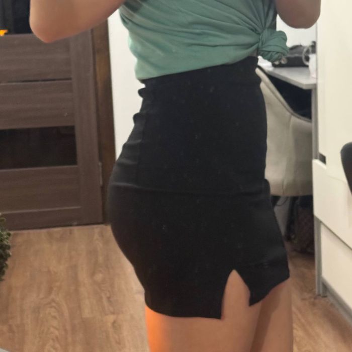 Юбка / спідниця міні з розрізом