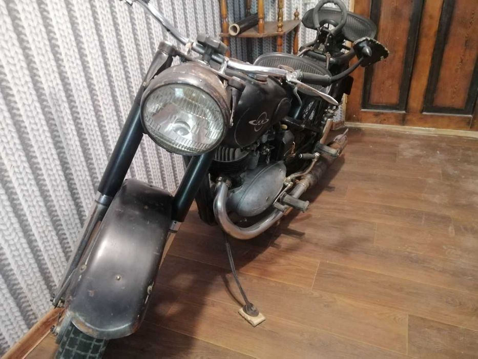 Иж49 1956гв.В оригинальной советской краске и хроме.Комплектный 100%