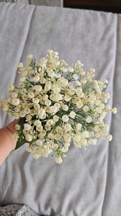 6 hastes de flores artificiais