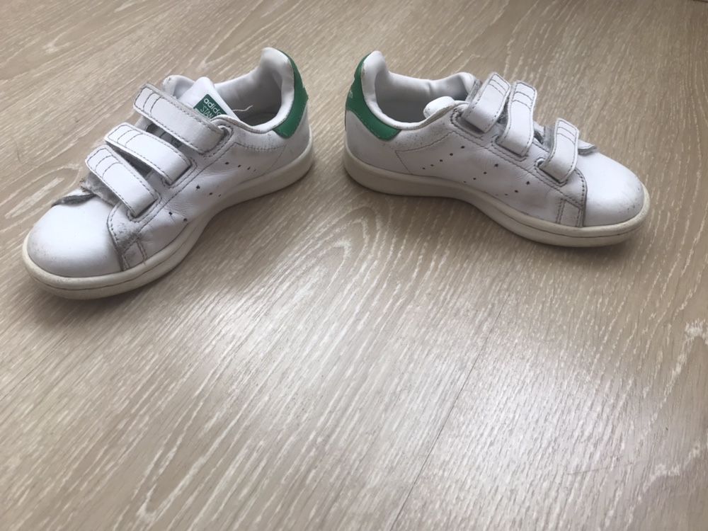 Кроссовки Adidas