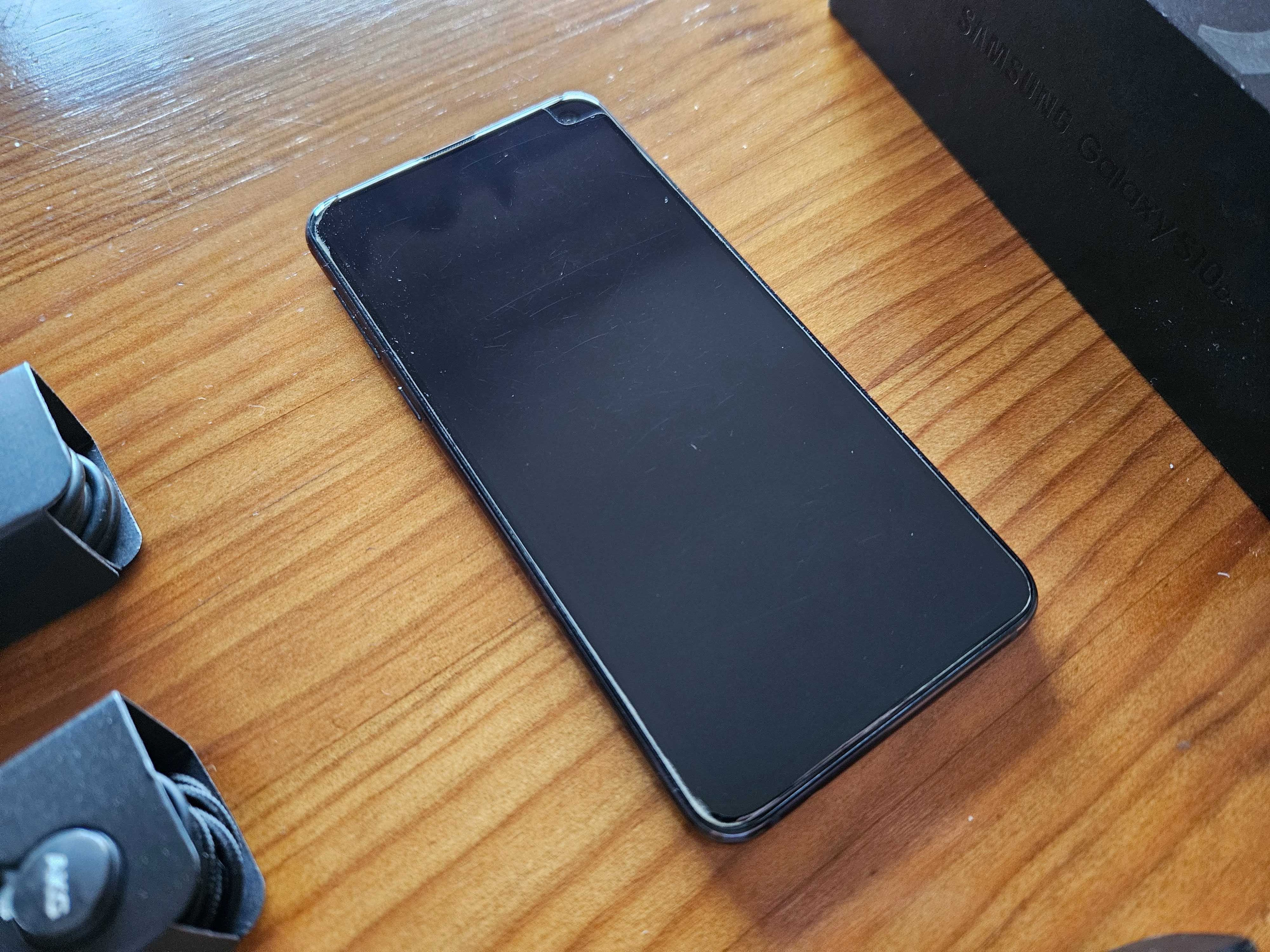 Samsung S10e 128GB 6GB RAM