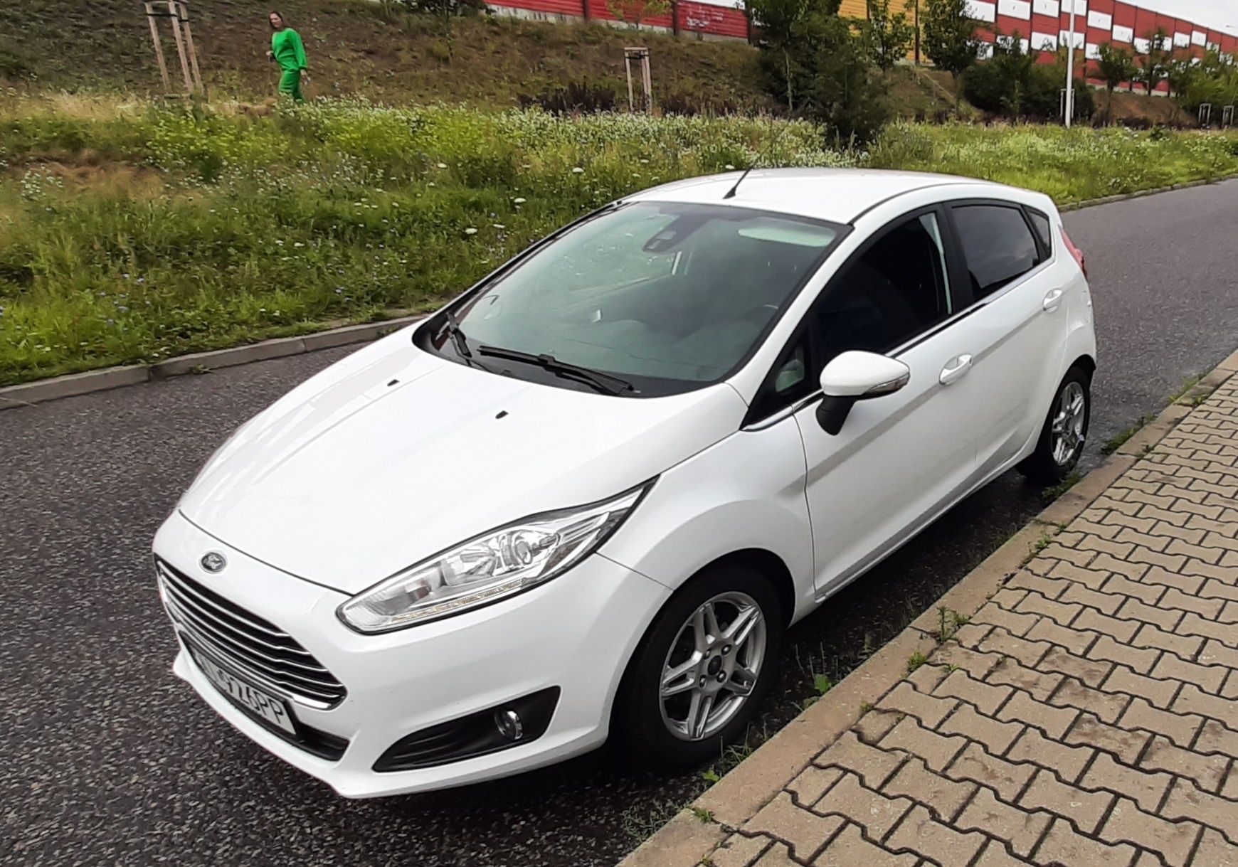 Ford fiesta 1.0 125 KM bogata wersja  titanium