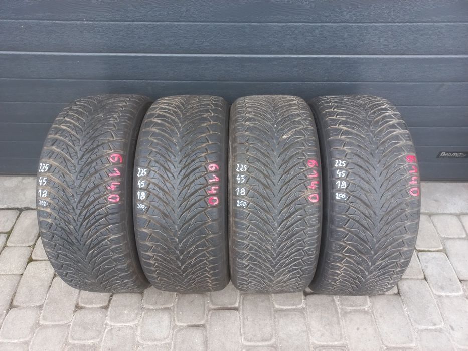 Opony wielosezonowe Austone 225/45/18 95Y