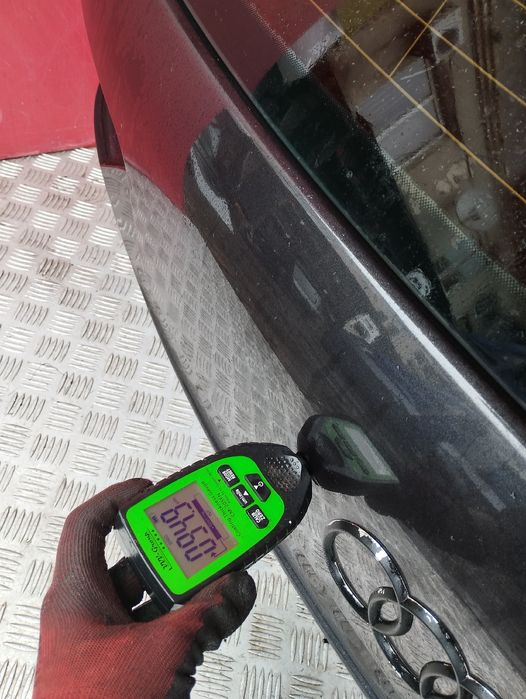 Кришка багажника (двері) Audi Q7 Багажник Ауди кю 7